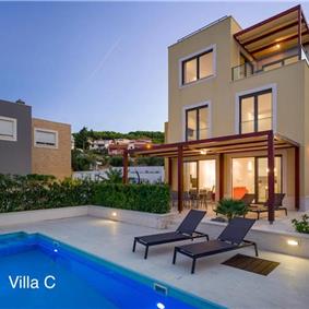 Selection of Beachfront Villas with Pools and Sea Views on Ciovo island near Trogir, Sleeps 8 - 12